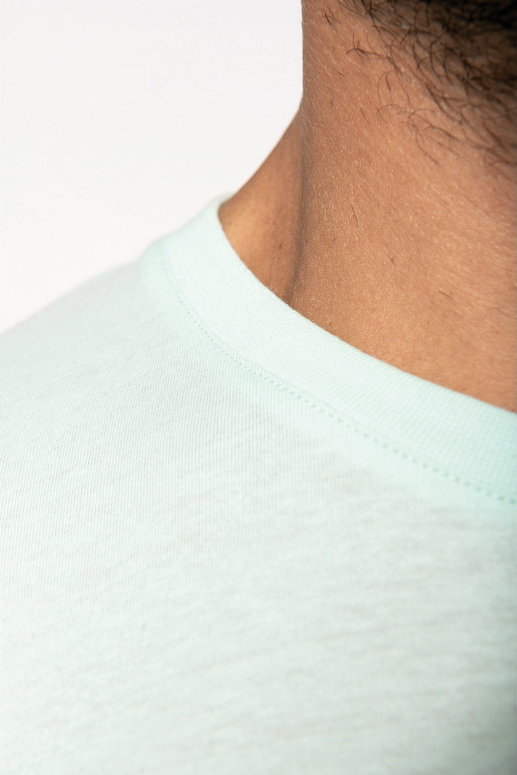 T-shirt coton biologique col détail